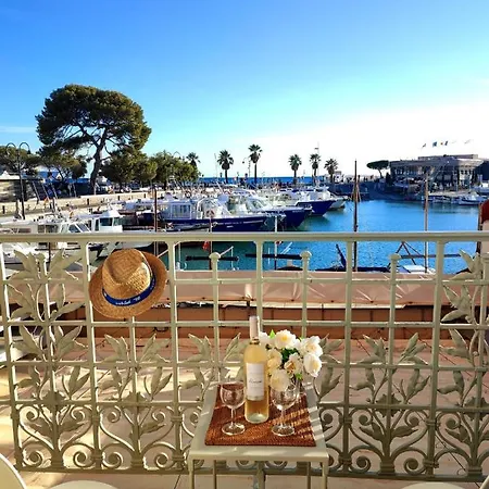 Un Balcon Sur Le Port * Cassis