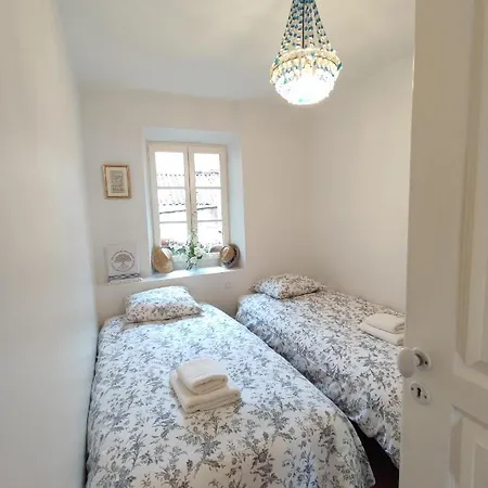Un Balcon Sur Le Port Apartment